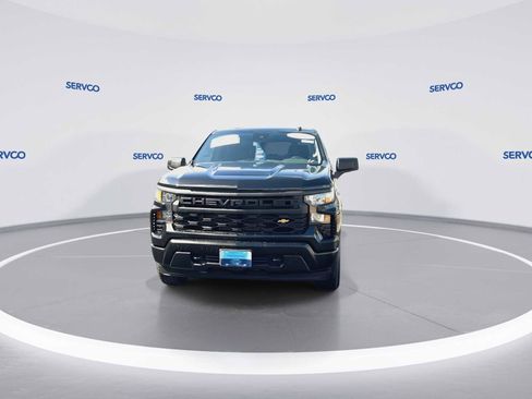 Used 2025 Chevrolet Silverado 1500 W/T image 3