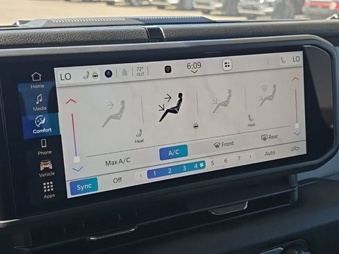 New 2026 Jeep Gladiator Sport image 37