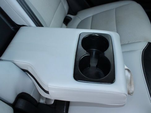 Used 2024 Ford Escape SE FWD image 18