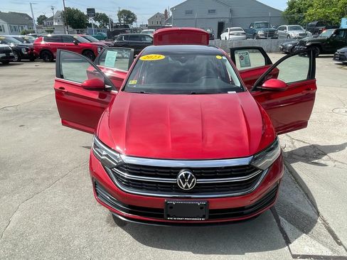 Used 2023 Volkswagen Jetta SE FWD image 30