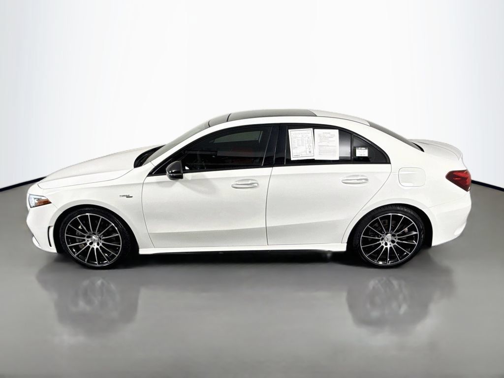 Used 2021 Mercedes-Benz A 35 AMG 4MATIC image 9