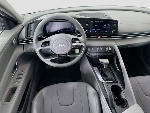 New 2026 Hyundai Elantra SE w/ Cargo Package image 17