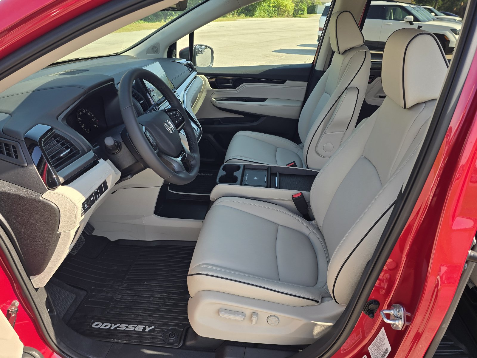 New 2026 Honda Odyssey Touring image 14