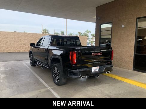 Certified 2023 GMC Sierra 1500 AT4 w/ AT4 Preferred Package image 5