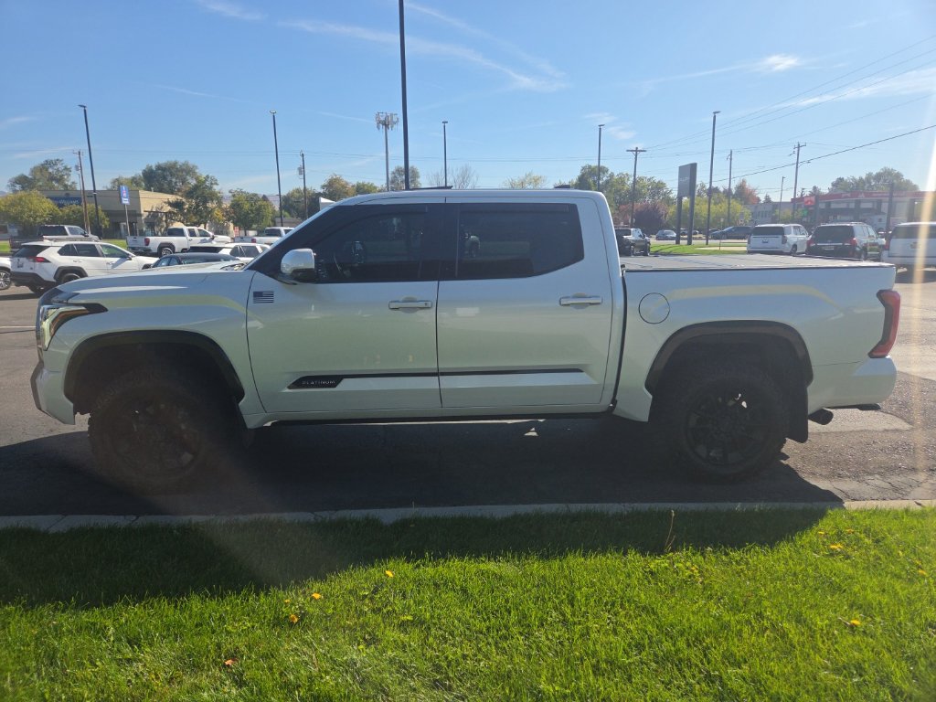 Used 2022 Toyota Tundra Platinum w/ Advanced Package AWD/4WD image 5