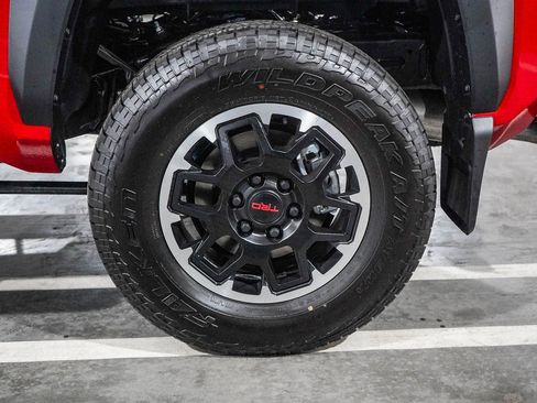 New 2025 Toyota Tacoma TRD Off-Road image 6