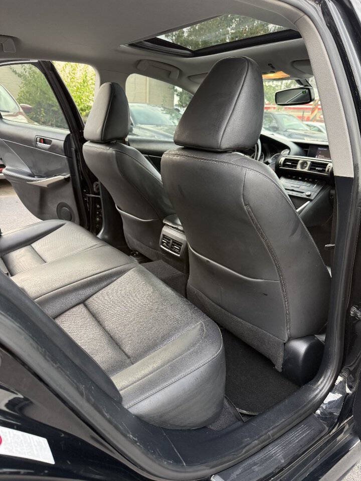 Used 2016 Lexus IS 200t RWD image 26