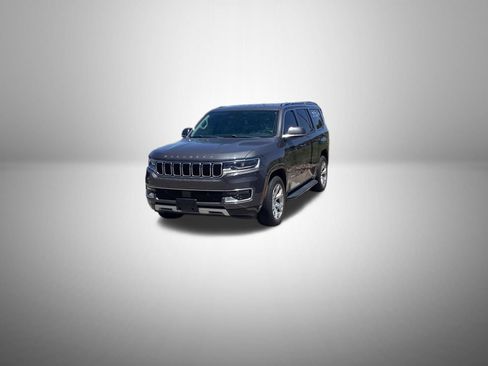 Used 2022 Jeep Wagoneer Series II AWD/4WD image 1