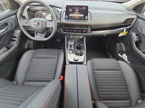 New 2026 Nissan Rogue SV AWD/4WD image 20