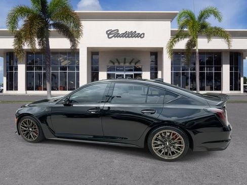 Certified 2022 Cadillac CT5 V Blackwing w/ Carbon Fiber Package 2 RWD image 9