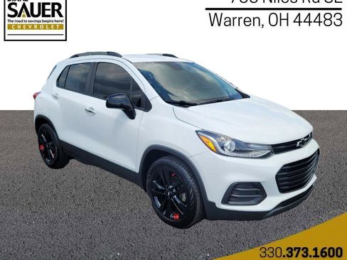 Used 2018 Chevrolet Trax LT w/ Redline Edition FWD image 1