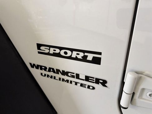 Used 2017 Jeep Wrangler Unlimited Sport w/ Quick Order Package 24S image 6