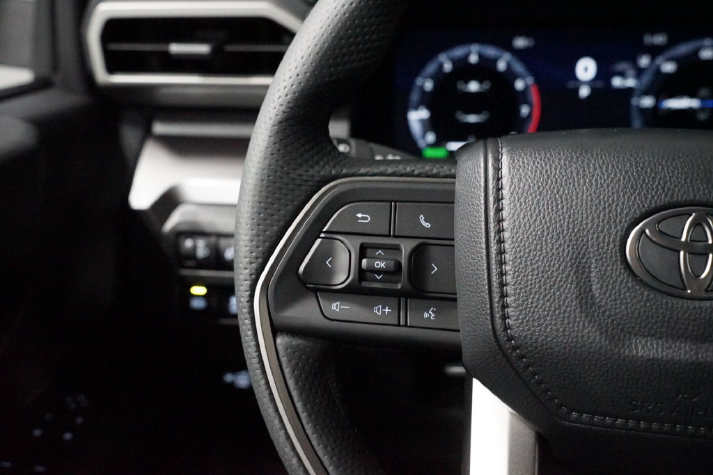 New 2026 Toyota Tacoma TRD Off-Road AWD/4WD image 15