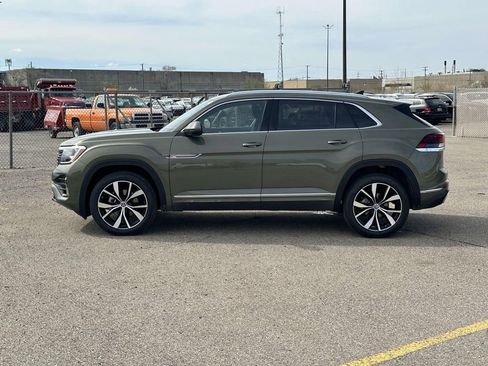 New 2026 Volkswagen Atlas Cross Sport SEL Premium R-Line AWD/4WD image 2