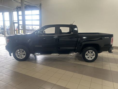Used 2019 GMC Canyon SLE w/ Driver Alert Package image 2