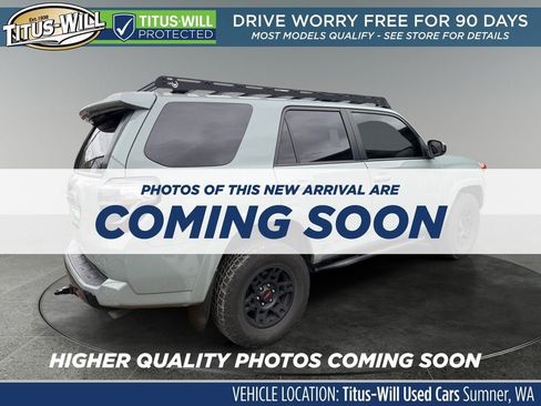 Used 2022 Toyota 4Runner TRD Off-Road AWD/4WD image 4
