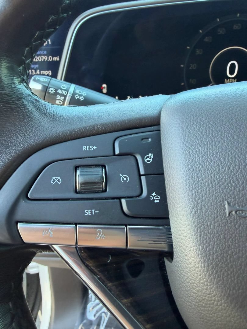 Used 2021 Cadillac Escalade ESV Sport w/ Driver Assist Tech Package AWD/4WD image 30