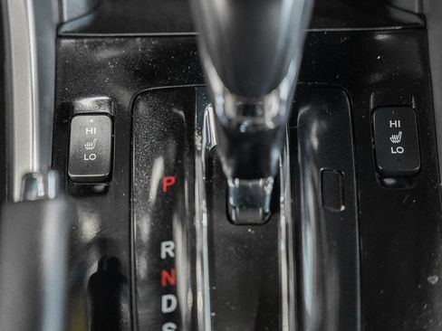 Used 2017 Honda Accord EX-L image 23