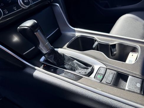 Used 2021 Honda Accord Sport image 16