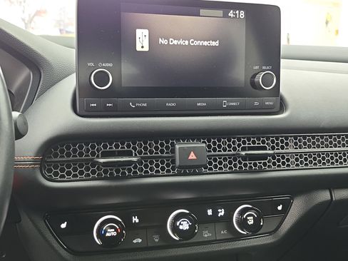 Used 2024 Honda HR-V Sport image 19