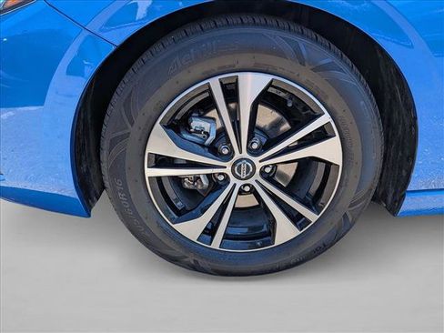 Used 2022 Nissan Sentra SV FWD image 22