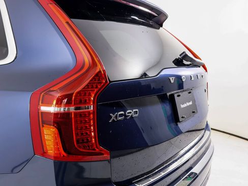 Used 2023 Volvo XC90 B6 Plus w/ Protection Package Premier AWD/4WD image 14