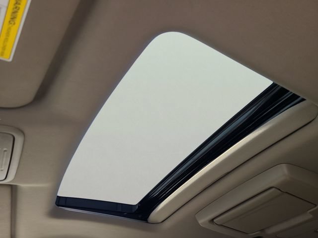 Used 2019 Honda Pilot Touring image 25