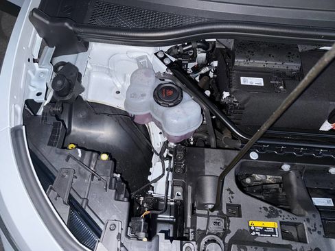 Used 2021 Volkswagen ID.4 Pro w/ ID.4 Protection Package image 33