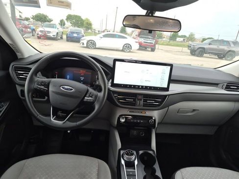 Used 2024 Ford Escape Active w/ Tech Pack #1 FWD image 6