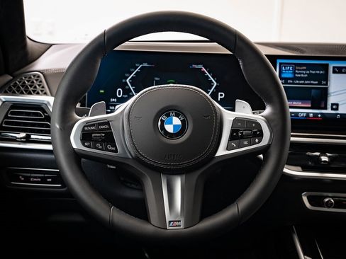 New 2026 BMW X7 xDrive40i w/ M Sport Package image 44