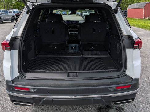 New 2026 Buick Enclave Preferred w/ Power Package AWD/4WD image 10