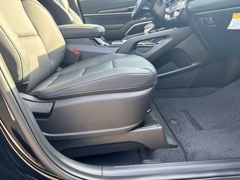 New 2025 Kia Telluride S image 13