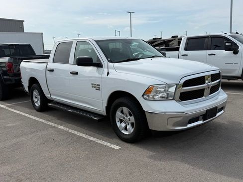 Used 2022 RAM 1500 Classic SLT RWD image 2
