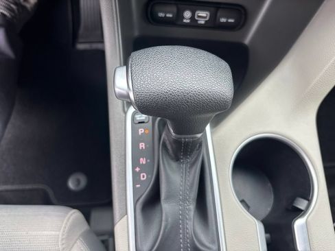 Used 2018 Kia Sportage LX AWD/4WD image 12