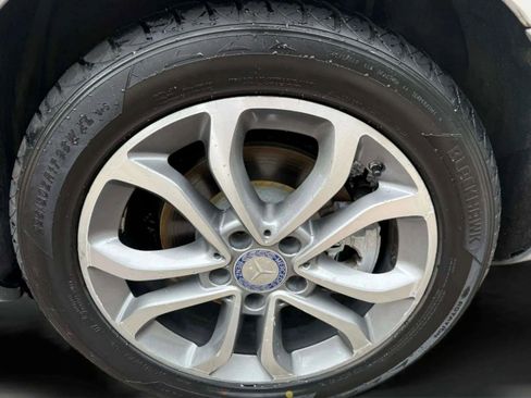 Used 2016 Mercedes-Benz C 300 4MATIC Sedan image 25