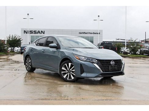 Used 2024 Nissan Sentra SV w/ SV Premium Package FWD image 1