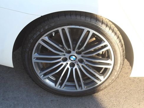 Used 2019 BMW 540i xDrive 540i xDrive w/ M Sport Package image 26