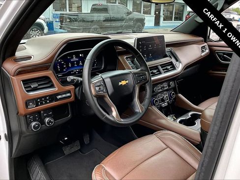 Used 2023 Chevrolet Tahoe High Country AWD/4WD image 6