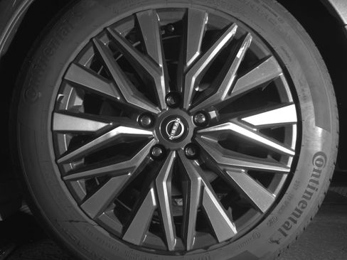 Used 2025 Nissan Altima 2.5 SV image 14