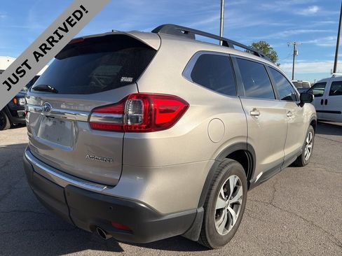 Used 2020 Subaru Ascent Premium w/ Convenience Package image 5