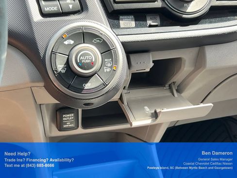 Used 2010 Honda Insight EX image 25