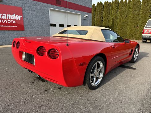 Used 2003 Chevrolet Corvette Convertible w/ Preferred Equipment Group1 image 3