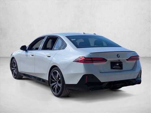 New 2026 BMW 530i w/ M Sport Package RWD image 2