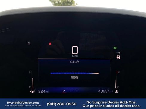 Used 2024 Chevrolet Trax LT FWD image 12