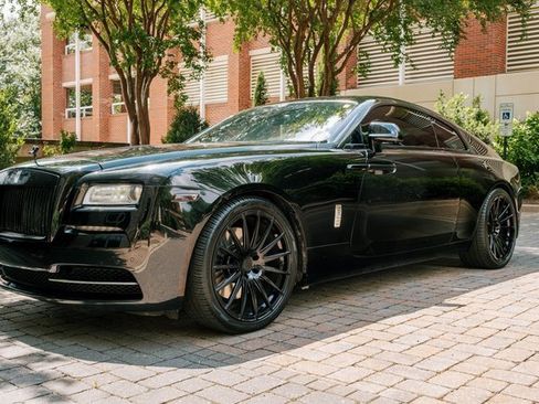 Used 2014 Rolls-Royce Wraith image 3