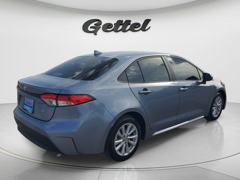 Used 2023 Toyota Corolla LE w/ LE Convenience Package FWD image 5