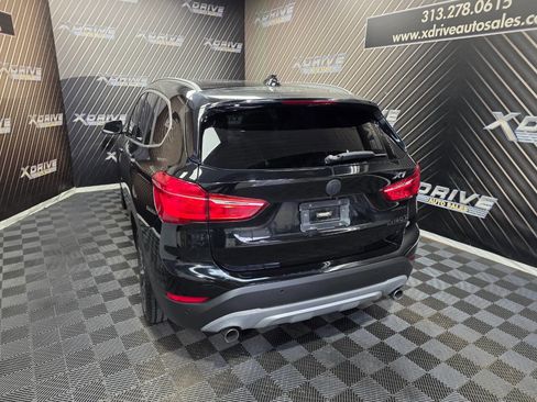 Used 2017 BMW X1 xDrive28i image 10