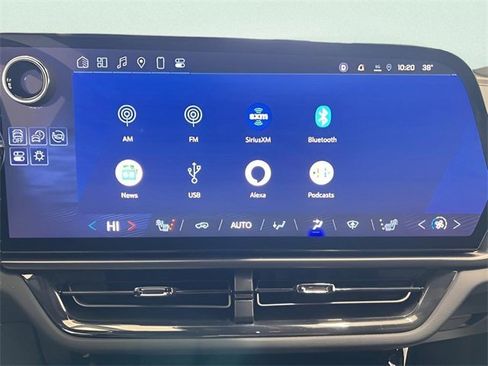 Certified 2024 Chevrolet Equinox EV RS image 18