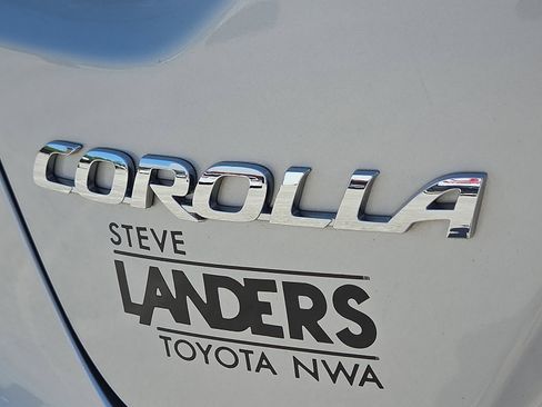 Used 2021 Toyota Corolla L FWD image 10