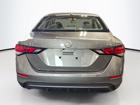 Used 2024 Nissan Sentra SV FWD image 6